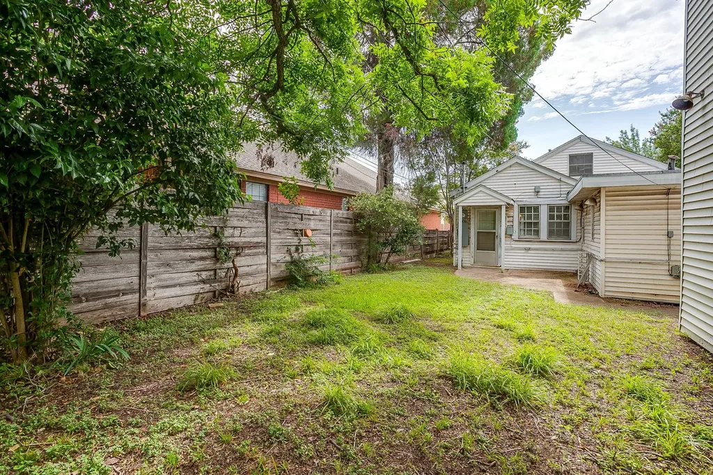 3148 Rogers Avenue Fort Worth TX 76109