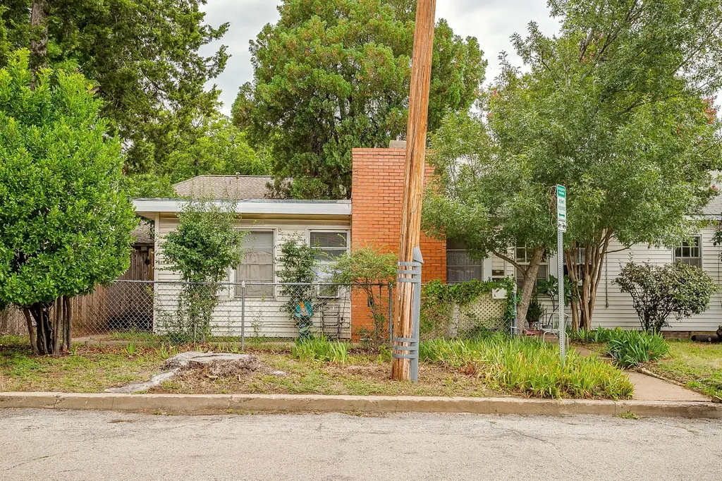 3148 Rogers Avenue Fort Worth TX 76109