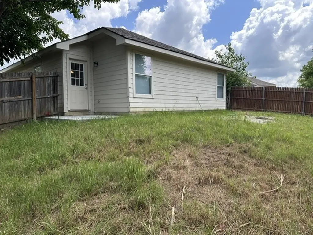 4021 Shawnee Trail Heartland TX 75126