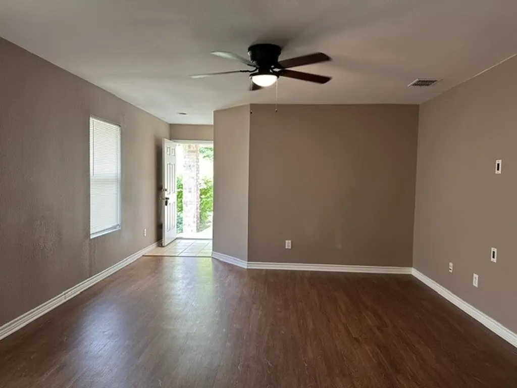 4021 Shawnee Trail Heartland TX 75126
