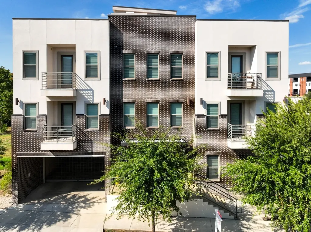 2712 Wingate Street Fort Worth TX 76107