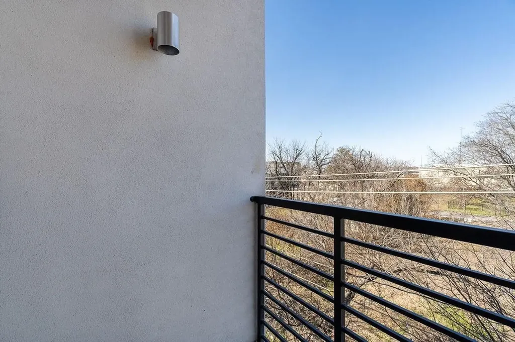 2712 Wingate Street Fort Worth TX 76107