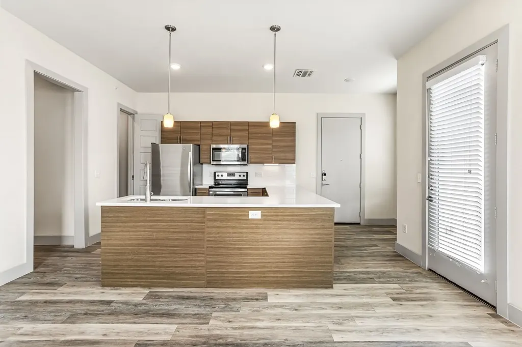 2712 Wingate Street Fort Worth TX 76107