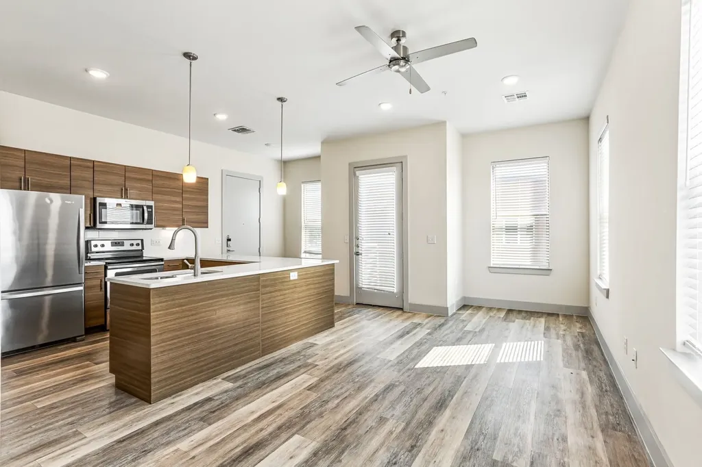 2712 Wingate Street Fort Worth TX 76107