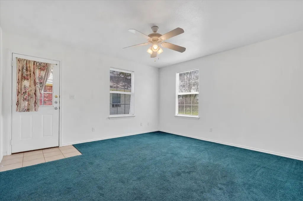 509 W Cedar Street Gunter TX 75058