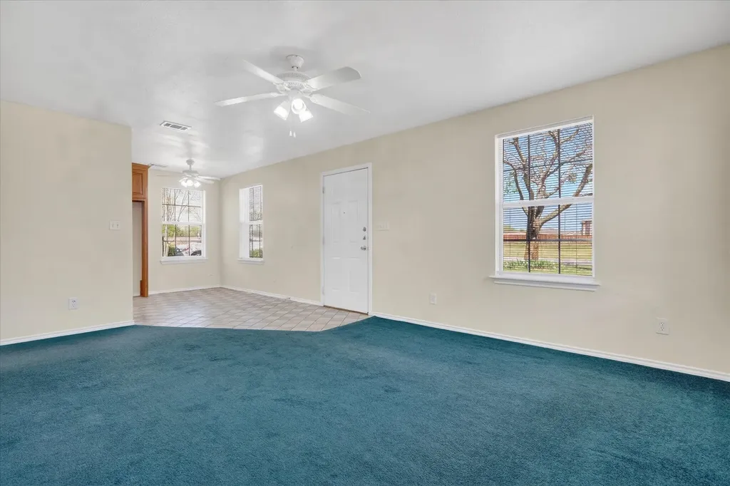509 W Cedar Street Gunter TX 75058