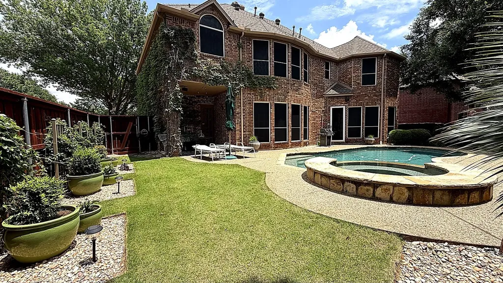 837 Glen Garry Drive Flower Mound TX 75022