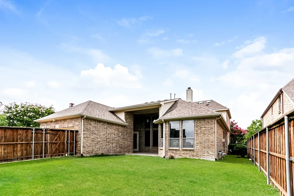 3804 Plum Vista Place Arlington TX 76005