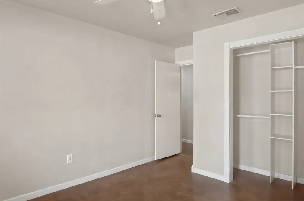808 Hilltop Drive Weatherford TX 76086
