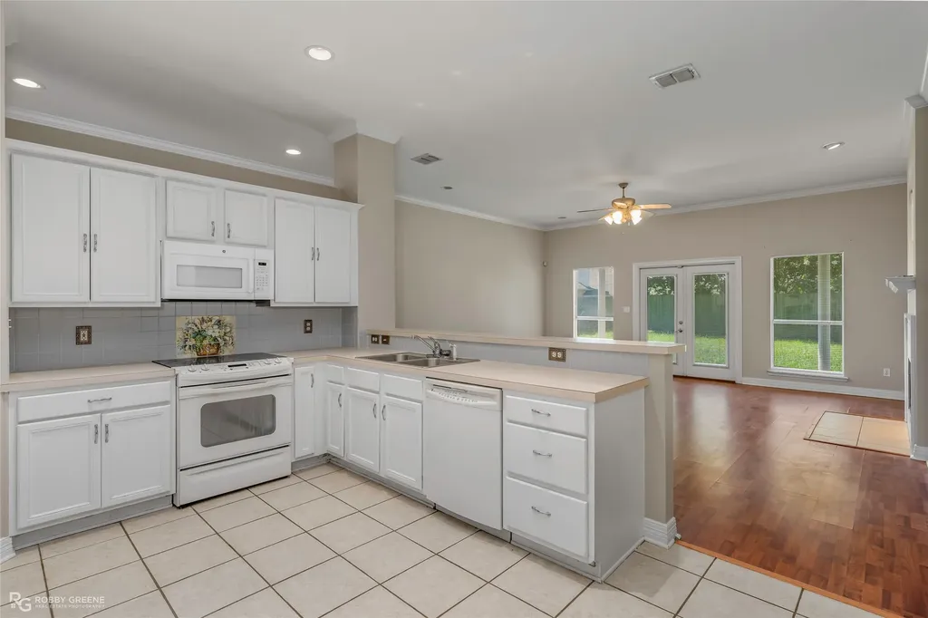 433 Hancock Drive Bossier City LA 71112