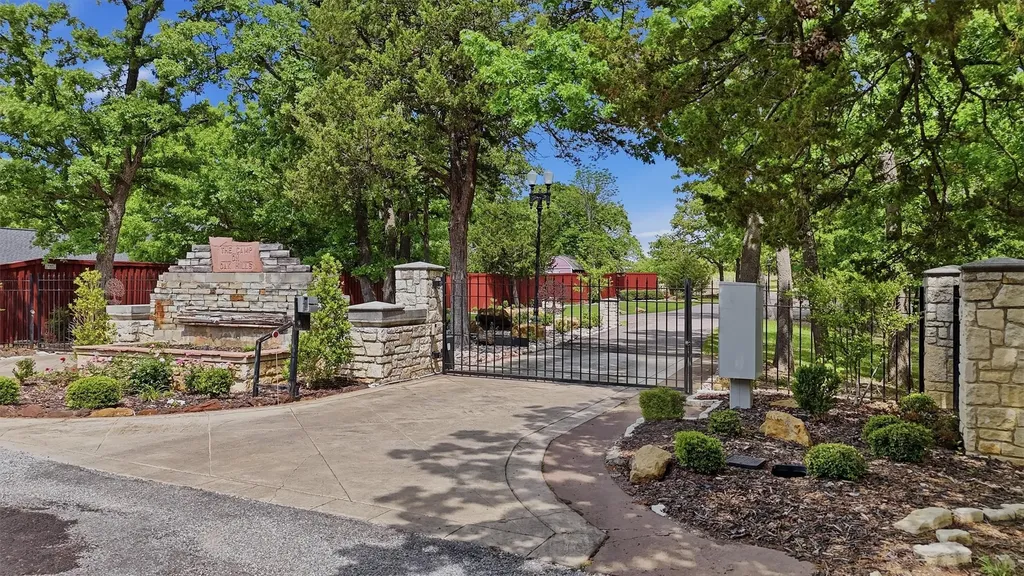 424 Oak Hills Pottsboro TX 75076