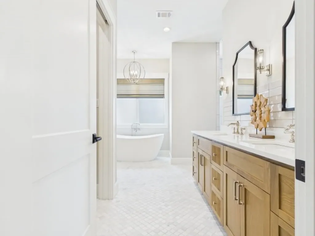 8307 Charlya Drive Athens TX 75752