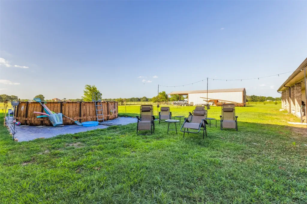 1590 Farm Road 2352 Sumner TX 75486