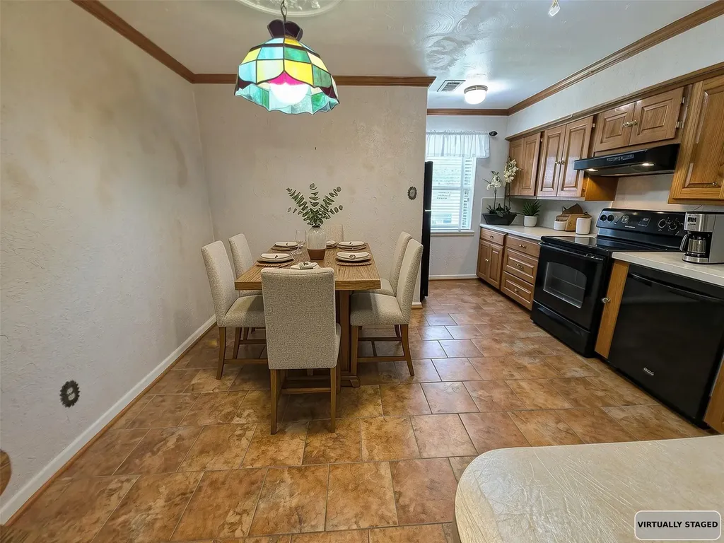 2522 Robin Lane Garland TX 75041