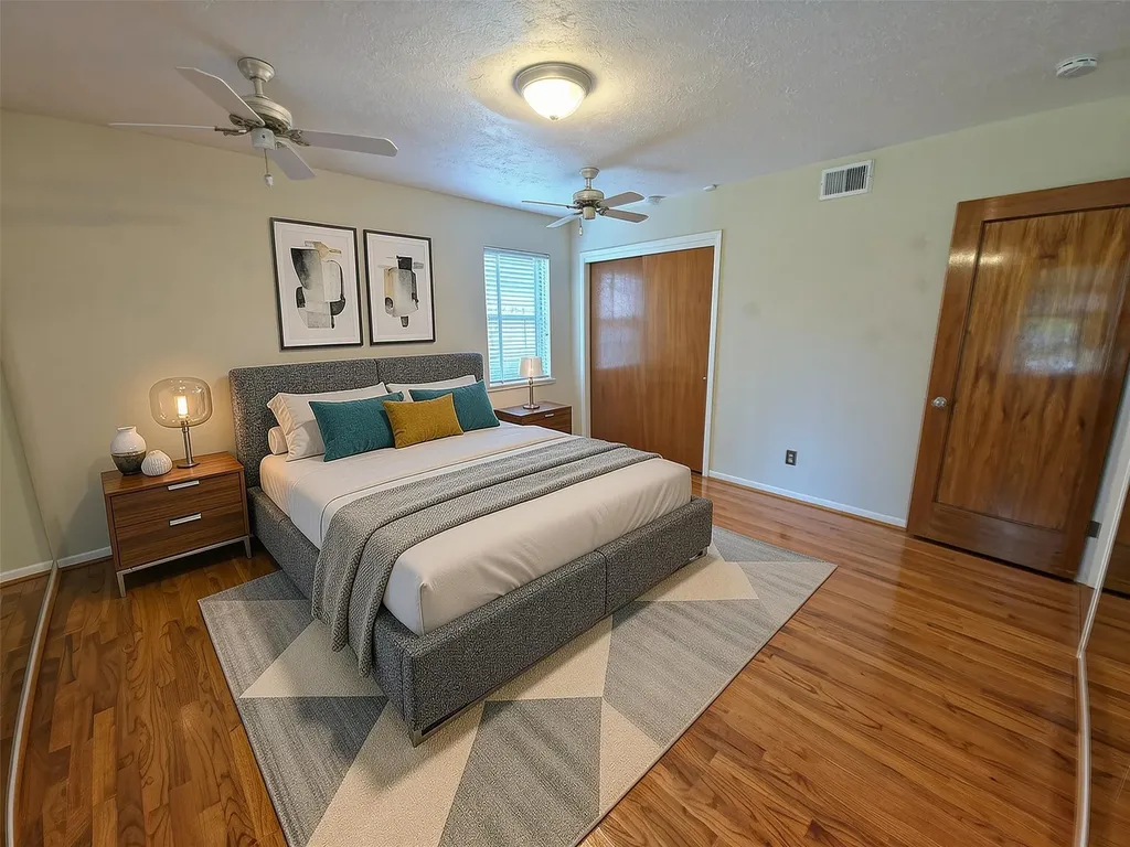 2522 Robin Lane Garland TX 75041
