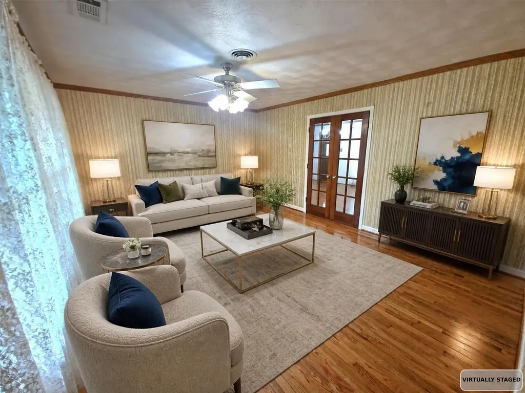 2522 Robin Lane Garland TX 75041
