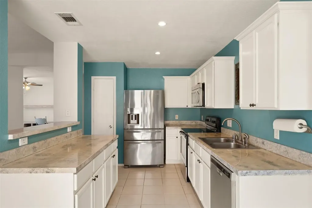 2201 Tailburton Court Little Elm TX 75068