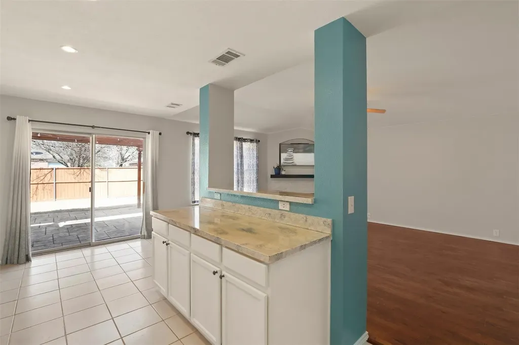 2201 Tailburton Court Little Elm TX 75068