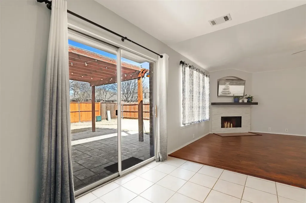 2201 Tailburton Court Little Elm TX 75068