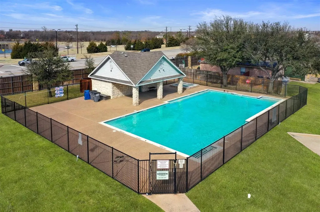 2201 Tailburton Court Little Elm TX 75068