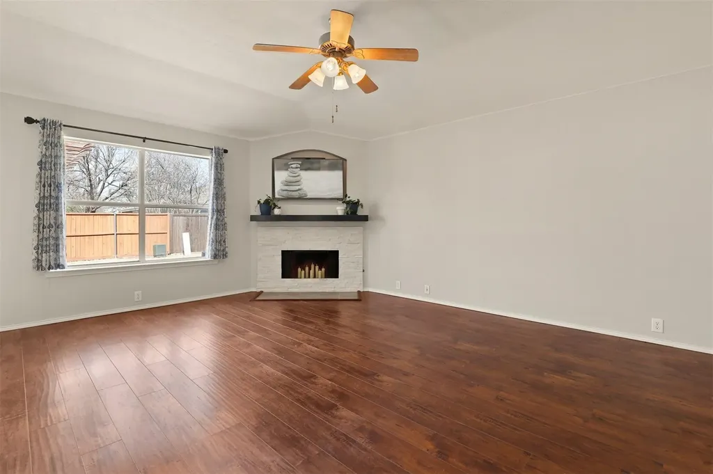 2201 Tailburton Court Little Elm TX 75068