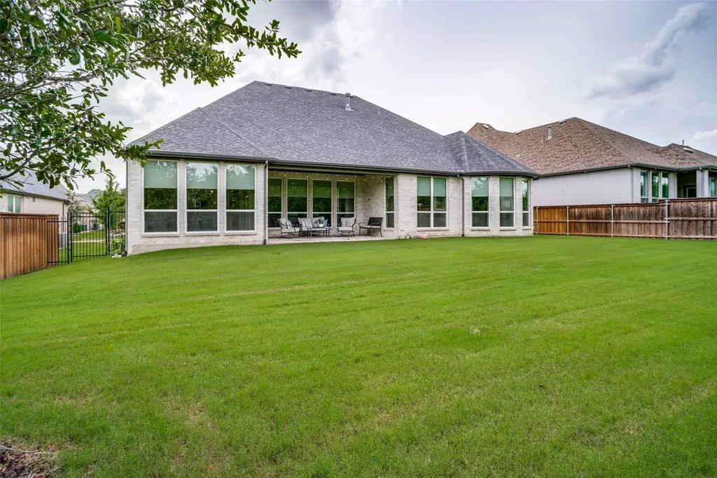 810 Country Brook Lane Prosper TX 75078
