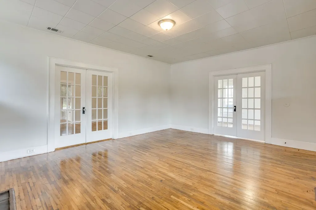 2505 Lipscomb Street Fort Worth TX 76110