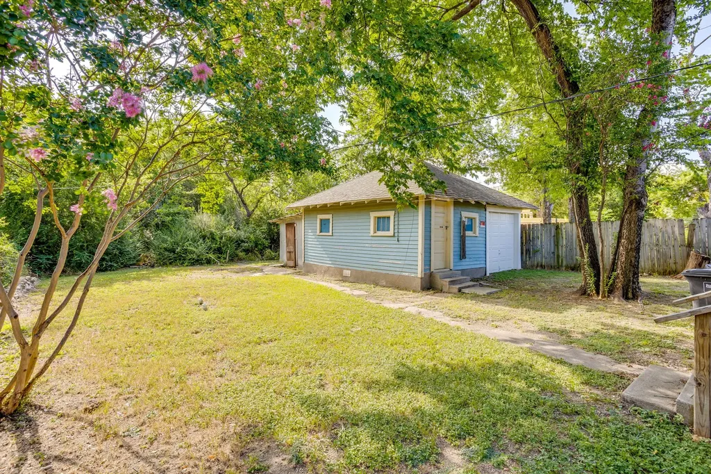 2505 Lipscomb Street Fort Worth TX 76110