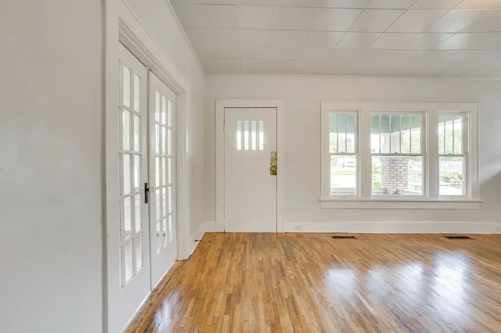 2505 Lipscomb Street Fort Worth TX 76110