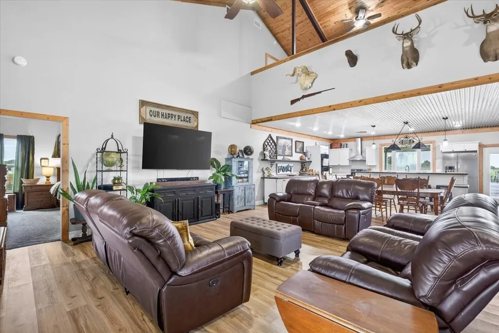 638 Vz County Road 2807 Mabank TX 75147
