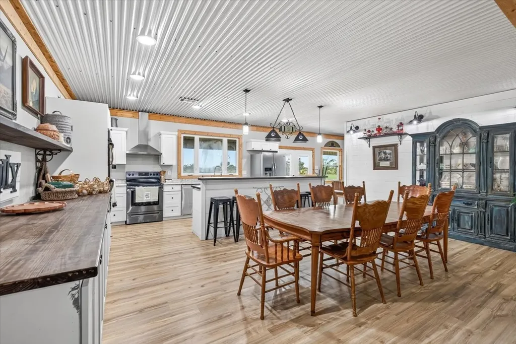 638 Vz County Road 2807 Mabank TX 75147
