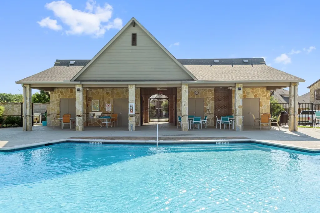 1003 Cumberland Drive Justin TX 76247