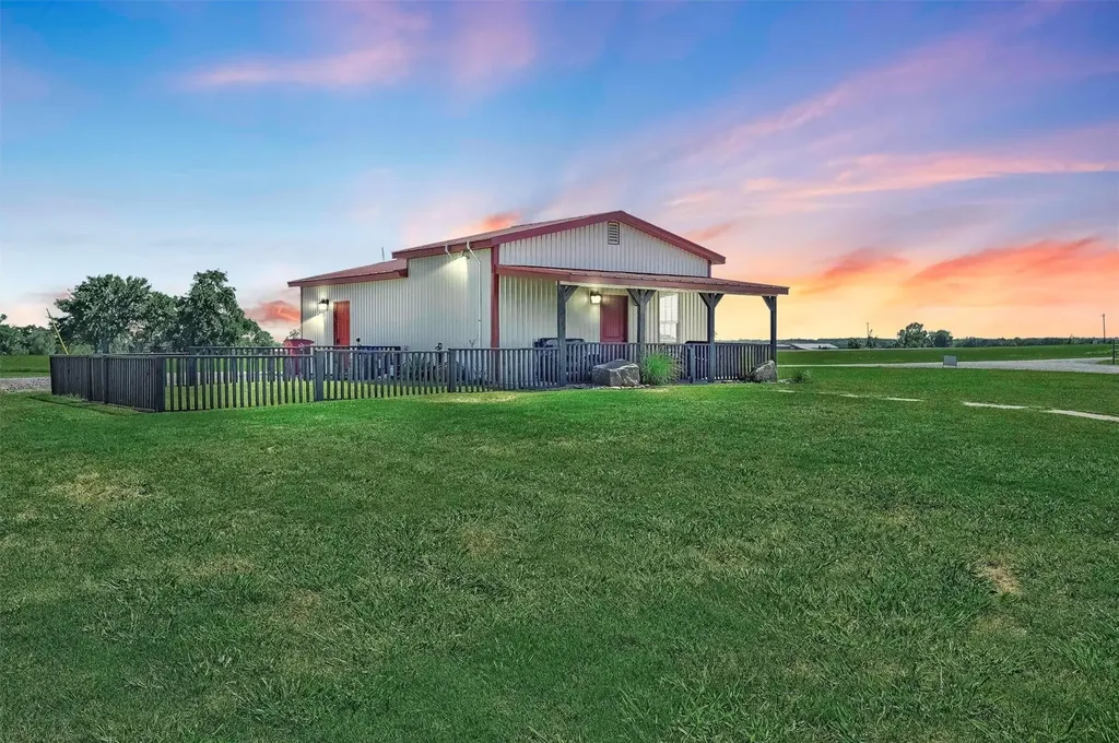 20910 Us Highway 377 Whitesboro TX 76273