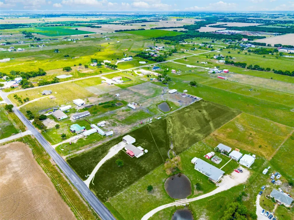19928 County Road 590 Nevada TX 75173