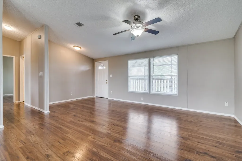 19928 County Road 590 Nevada TX 75173