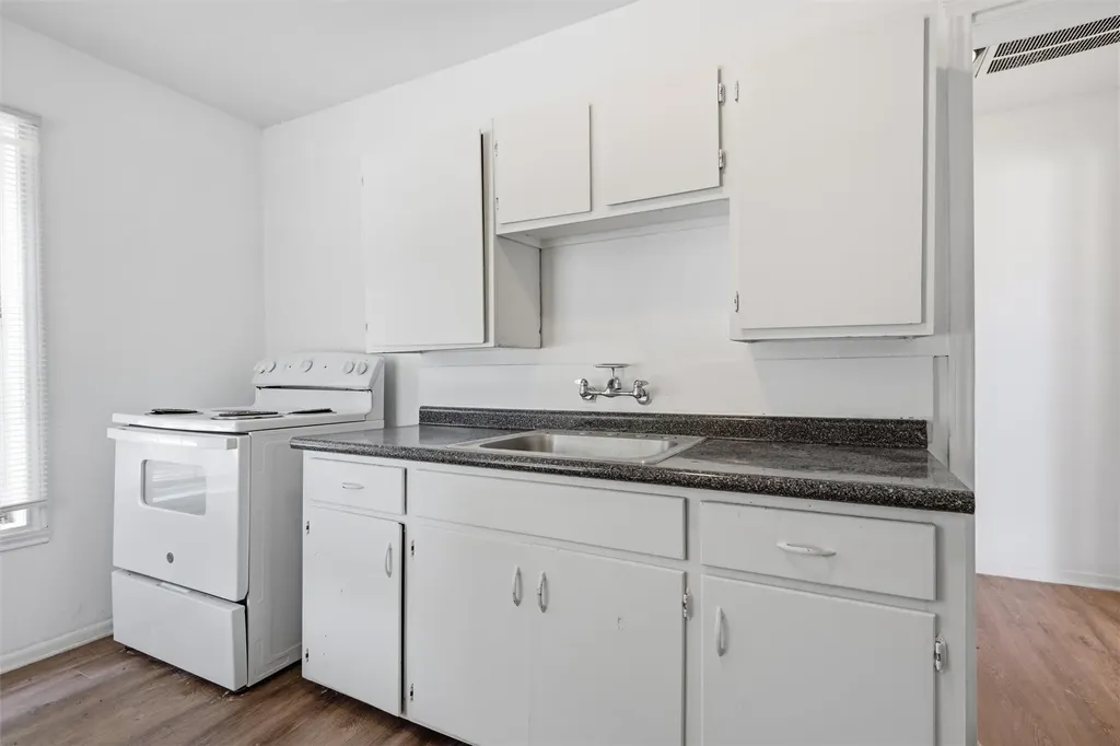1225 Selman Street Waco TX 76704