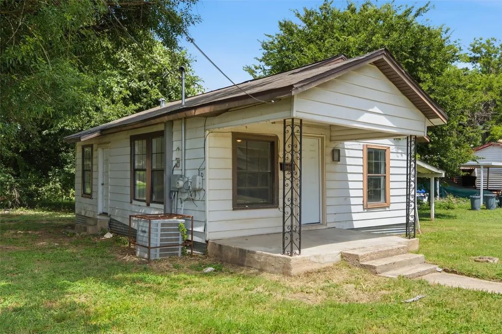 1225 Selman Street Waco TX 76704