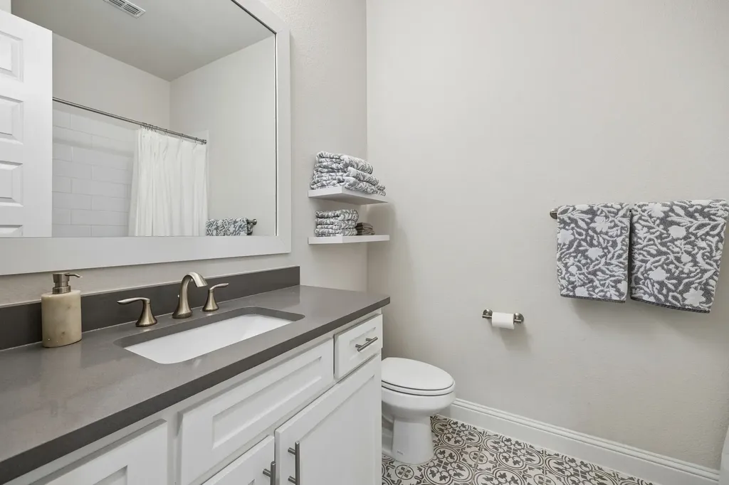 2232 Offerande Drive Fort Worth TX 76008