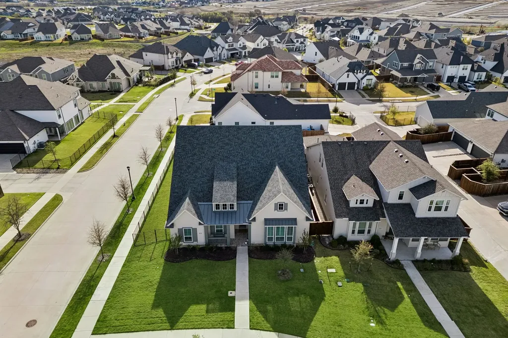 2232 Offerande Drive Fort Worth TX 76008