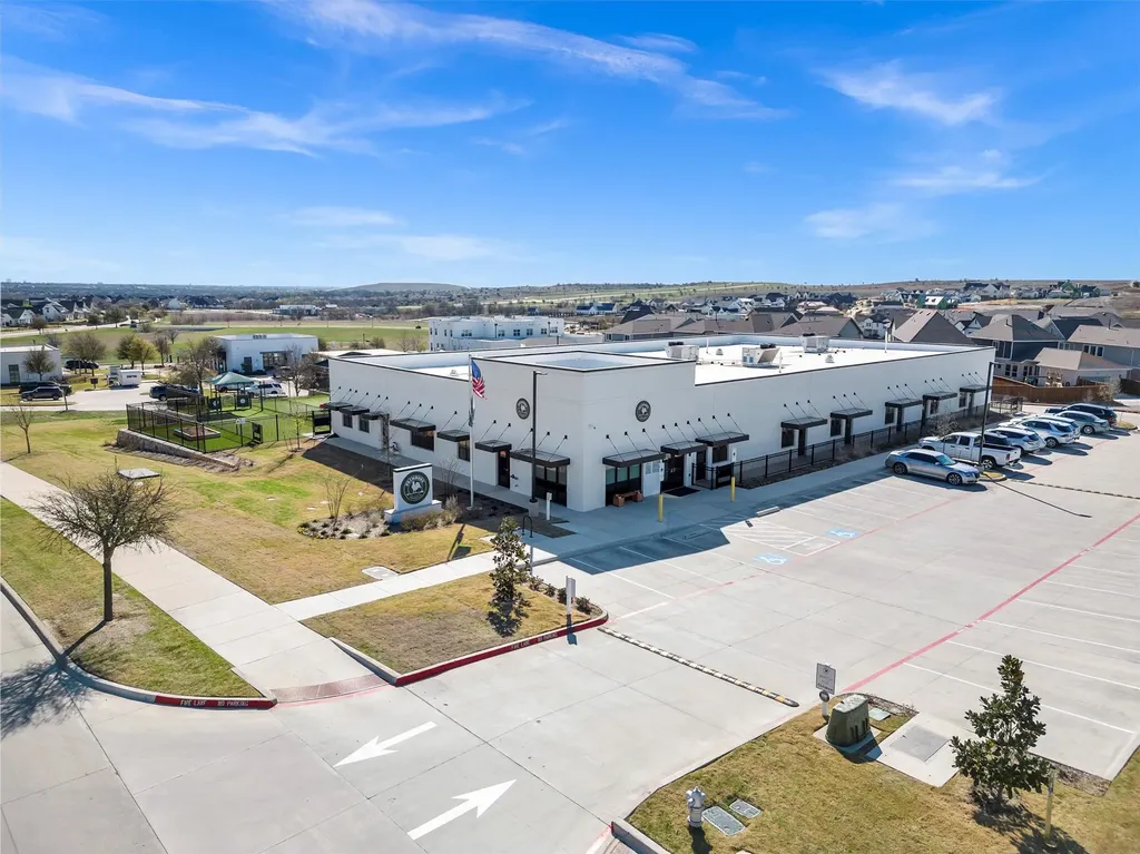 2232 Offerande Drive Fort Worth TX 76008