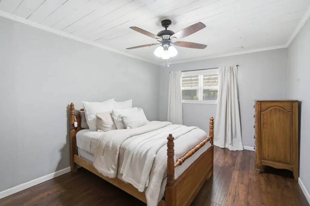 616 S Bowie Street De Leon TX 76444
