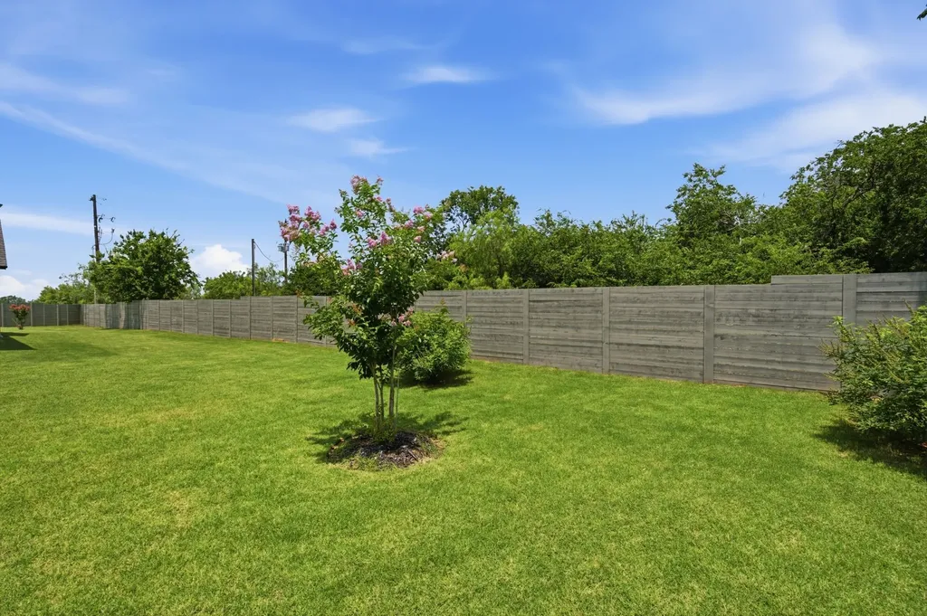 2033 Longspur Drive Argyle TX 76226