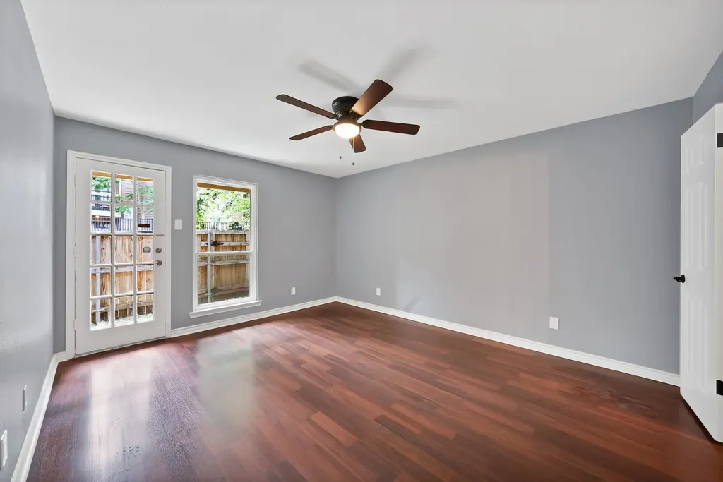 5750 Phoenix Drive Dallas TX 75231