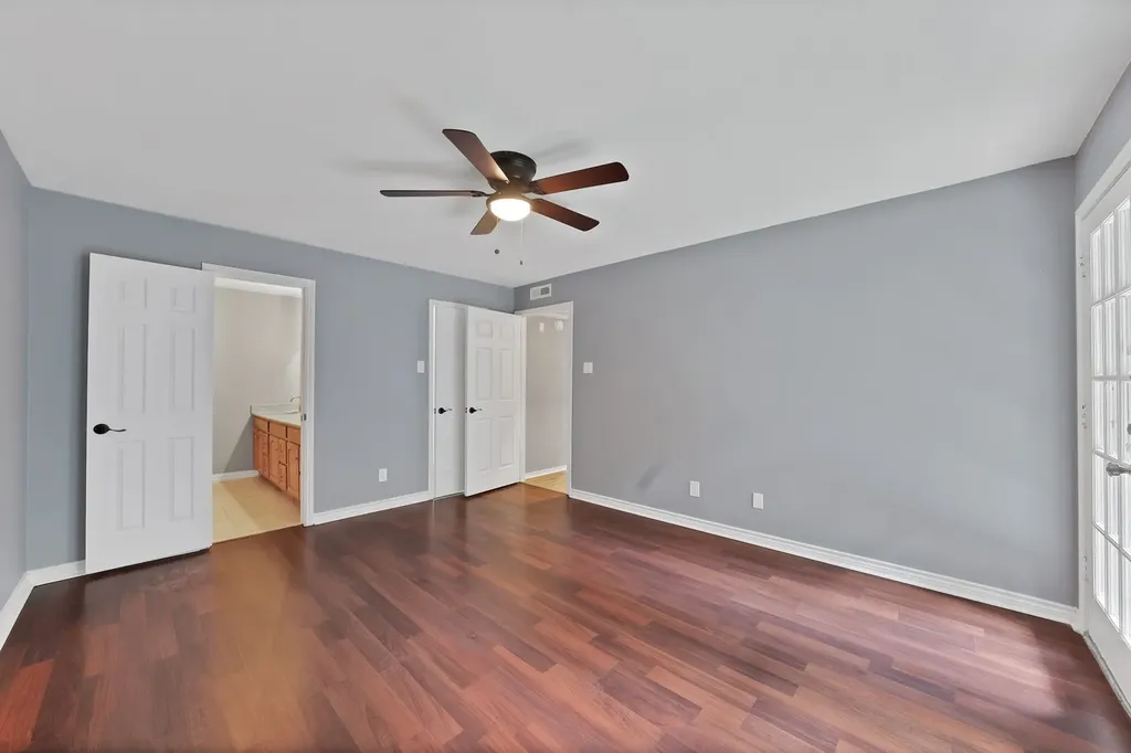 5750 Phoenix Drive Dallas TX 75231