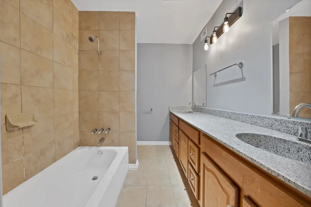 5750 Phoenix Drive Dallas TX 75231