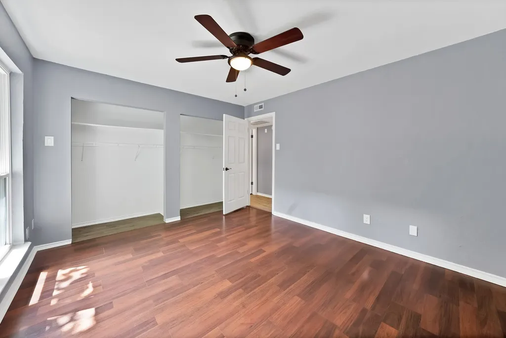 5750 Phoenix Drive Dallas TX 75231