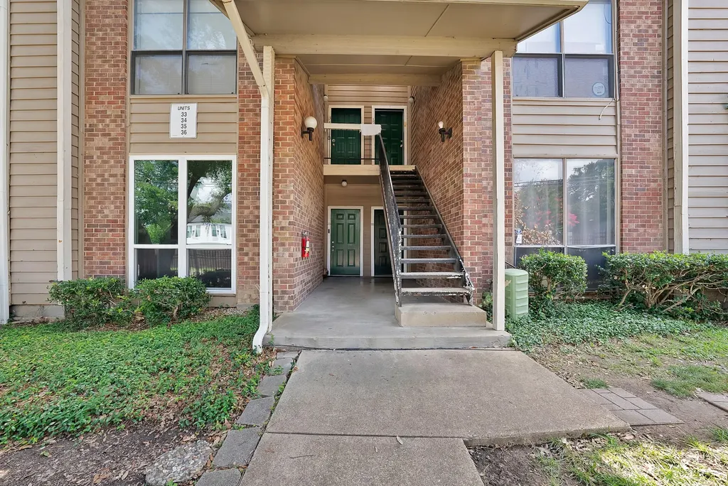 5750 Phoenix Drive Dallas TX 75231