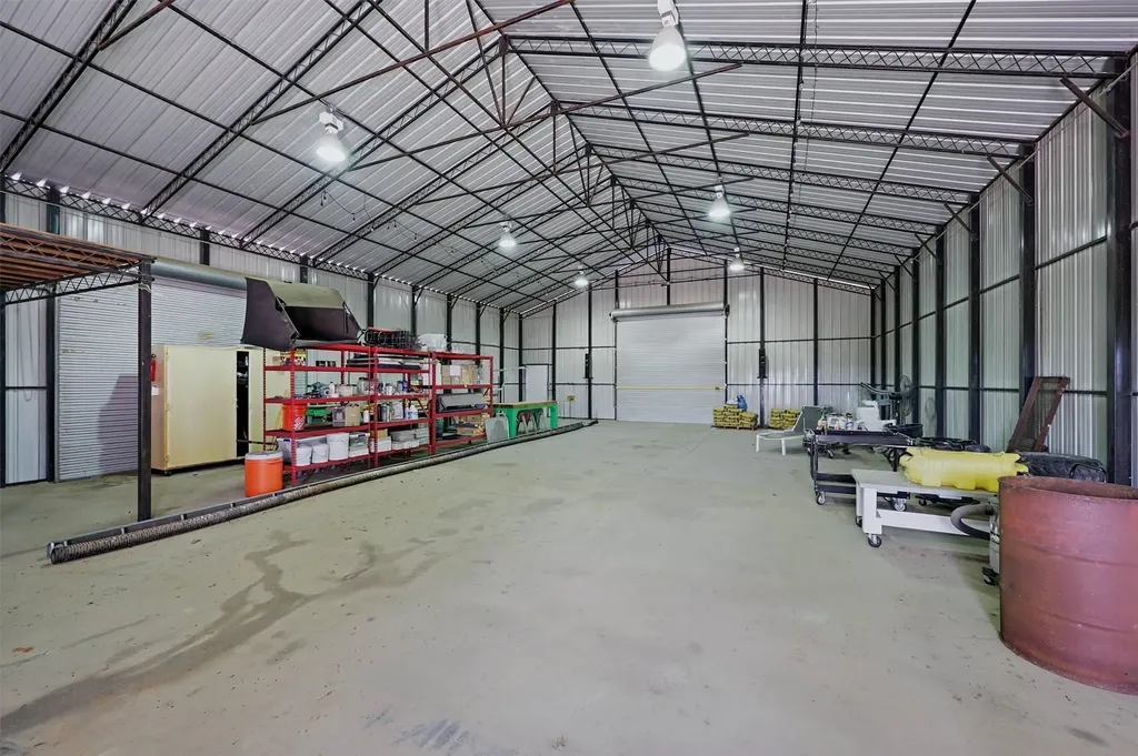 1861-1 Roland Road Whitesboro TX 76273