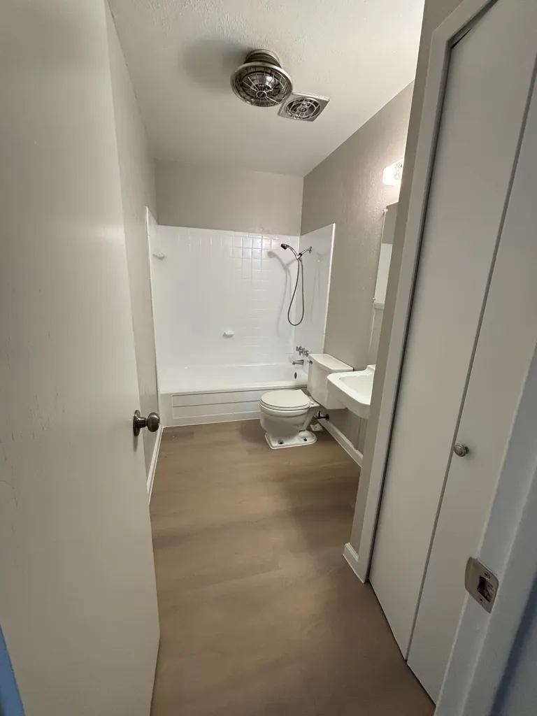 14415 Ablon Drive Farmers Branch TX 75234