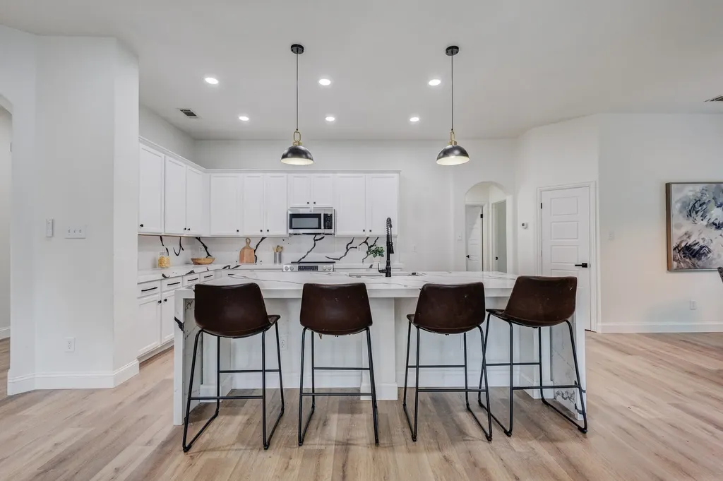 809 Camellia Court Desoto TX 75115